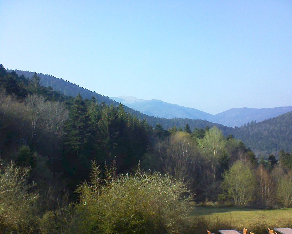 Le petit ballon vu depuis le Domaine Langmatt à Murbach le 15.04.2019 à 17:45 Le petit ballon (Alsace, Vosges) le 15.04.2019 à 17:45