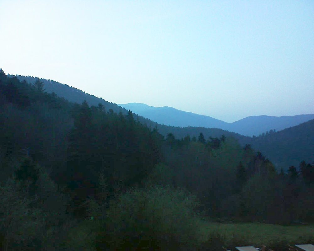Le petit ballon vu depuis le Domaine Langmatt à Murbach le 15.04.2019 à 20:15 Le petit ballon (Alsace, Vosges) le 15.04.2019 à 20:15