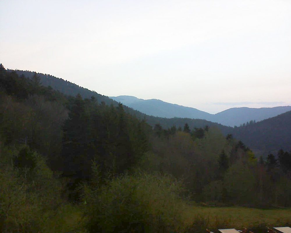 Le petit ballon vu depuis le Domaine Langmatt à Murbach le 16.04.2019 à 06:45 Le petit ballon (Alsace, Vosges) le 16.04.2019 à 06:45