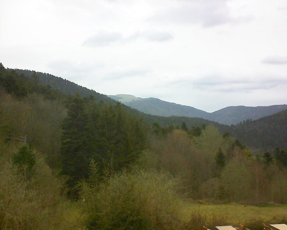 Le petit ballon vu depuis le Domaine Langmatt à Murbach le 16.04.2019 à 15:00 Le petit ballon (Alsace, Vosges) le 16.04.2019 à 15:00