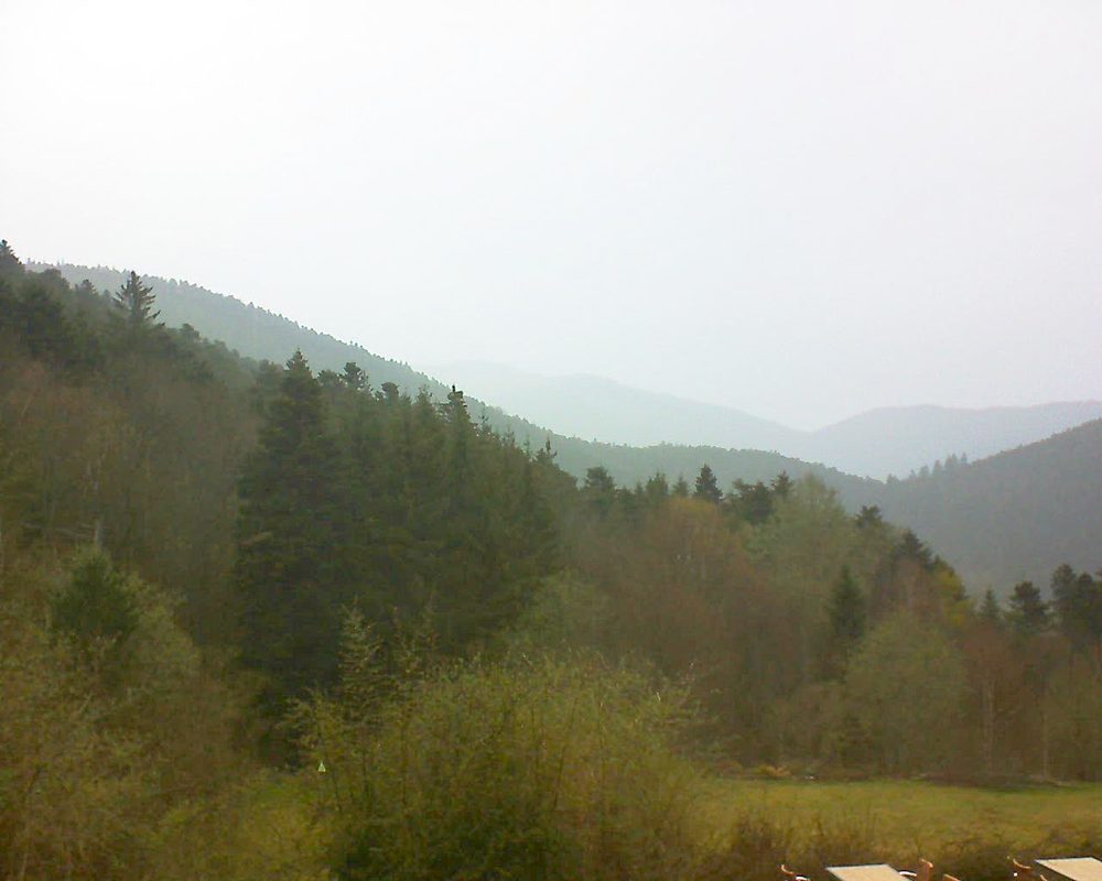 Le petit ballon vu depuis le Domaine Langmatt à Murbach le 16.04.2019 à 17:00 Le petit ballon (Alsace, Vosges) le 16.04.2019 à 17:00