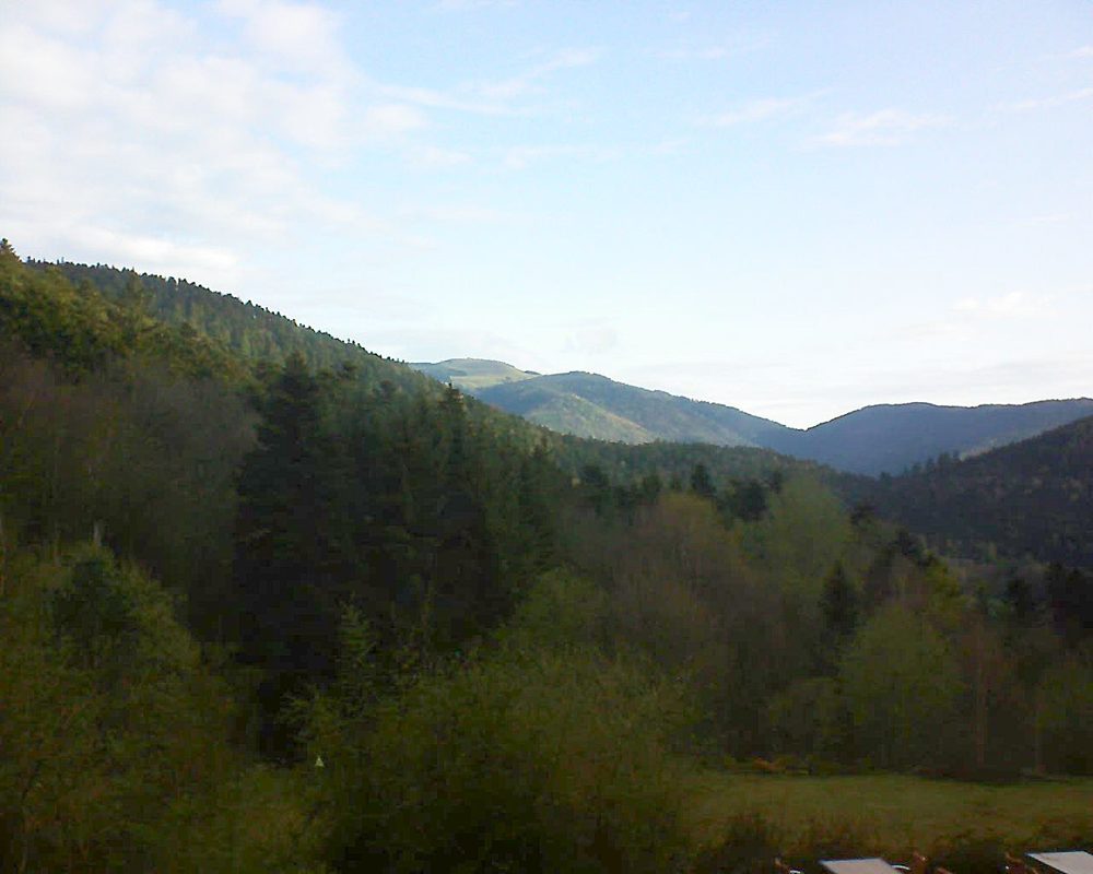 Le petit ballon vu depuis le Domaine Langmatt à Murbach le 17.04.2019 à 08:00 Le petit ballon (Alsace, Vosges) le 17.04.2019 à 08:00