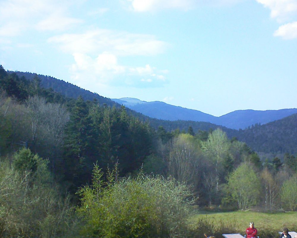 Le petit ballon vu depuis le Domaine Langmatt à Murbach le 19.04.2019 à 17:30 Le petit ballon (Alsace, Vosges) le 19.04.2019 à 17:30