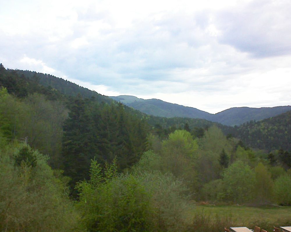 Le petit ballon vu depuis le Domaine Langmatt à Murbach le 24.04.2019 à 08:00 Le petit ballon (Alsace, Vosges) le 24.04.2019 à 08:00