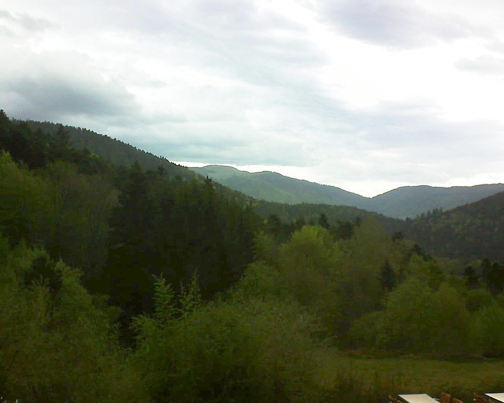 Le petit ballon vu depuis le Domaine Langmatt à Murbach le 24.04.2019 à 15:30 Le petit ballon (Alsace, Vosges) le 24.04.2019 à 15:30