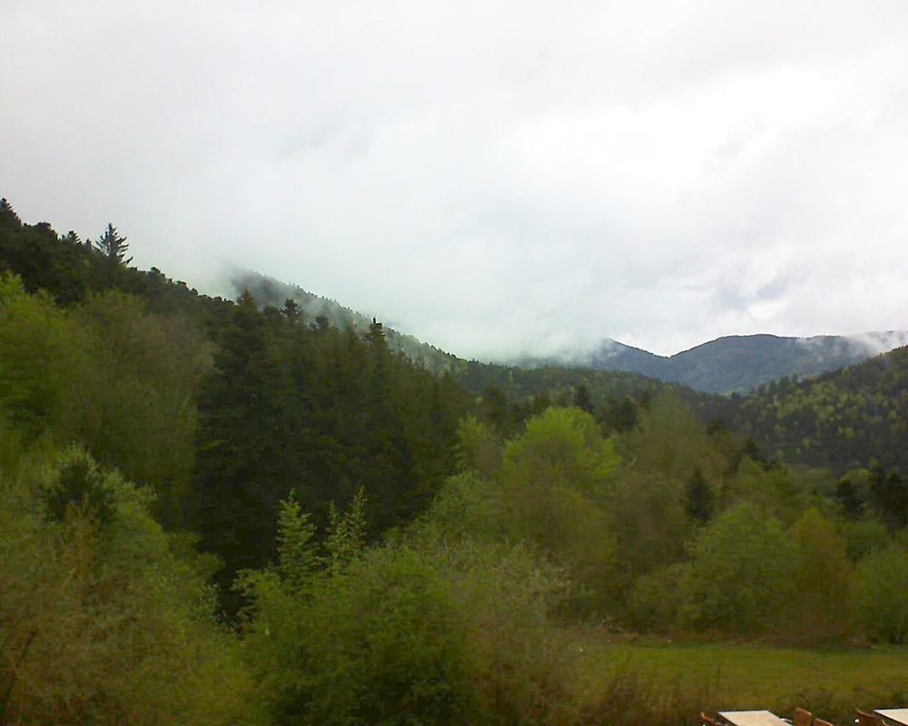 Le petit ballon vu depuis le Domaine Langmatt à Murbach le 26.04.2019 à 13:00 Le petit ballon (Alsace, Vosges) le 26.04.2019 à 13:00