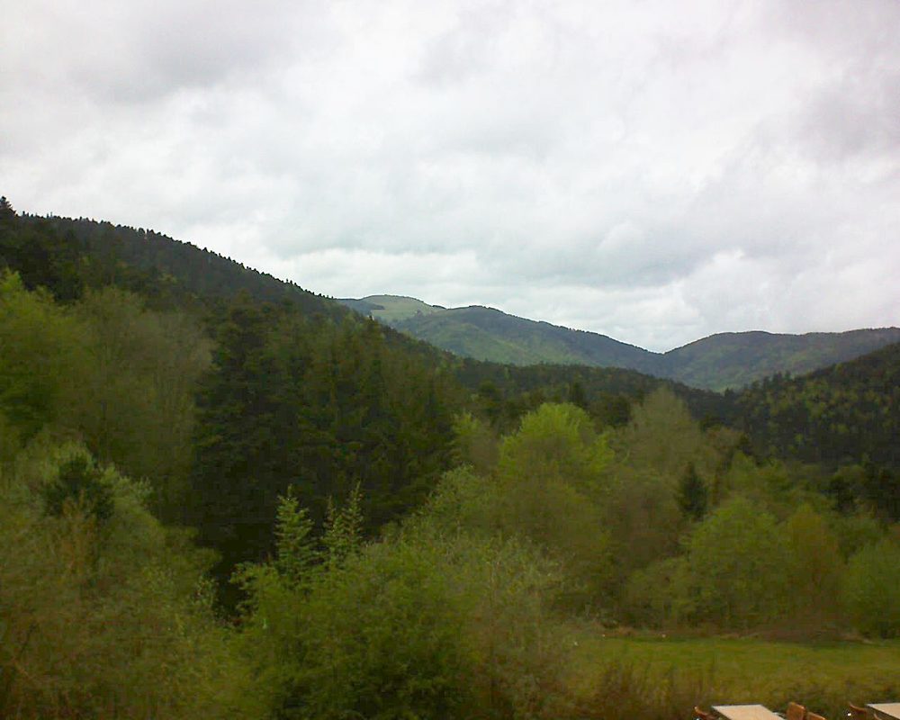 Le petit ballon vu depuis le Domaine Langmatt à Murbach le 26.04.2019 à 15:00 Le petit ballon (Alsace, Vosges) le 26.04.2019 à 15:00