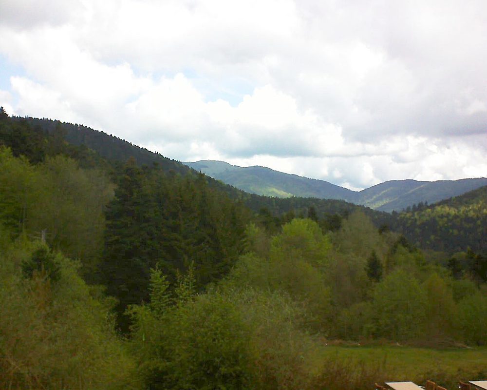 Le petit ballon vu depuis le Domaine Langmatt à Murbach le 29.04.2019 à 12:00 Le petit ballon (Alsace, Vosges) le 29.04.2019 à 12:00