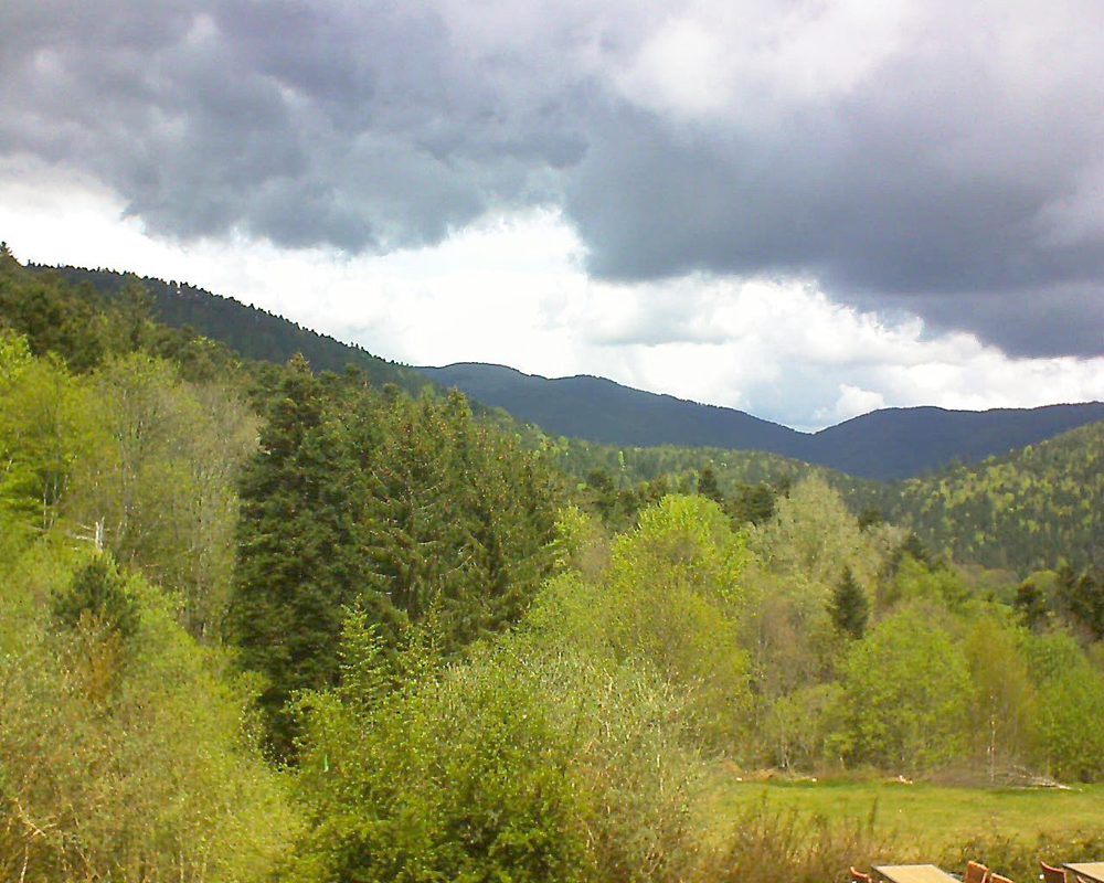 Le petit ballon vu depuis le Domaine Langmatt à Murbach le 29.04.2019 à 12:30 Le petit ballon (Alsace, Vosges) le 29.04.2019 à 12:30
