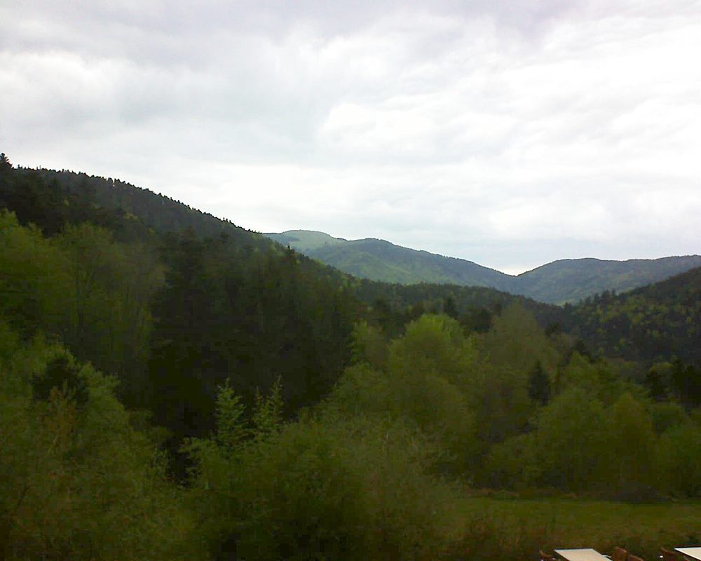 Le petit ballon vu depuis le Domaine Langmatt à Murbach le 29.04.2019 à 15:30 Le petit ballon (Alsace, Vosges) le 29.04.2019 à 15:30