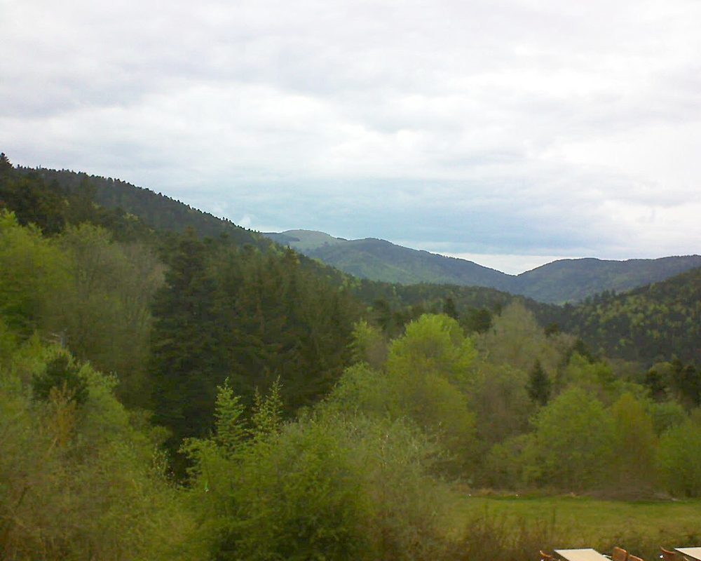 Le petit ballon vu depuis le Domaine Langmatt à Murbach le 29.04.2019 à 18:15 Le petit ballon (Alsace, Vosges) le 29.04.2019 à 18:15
