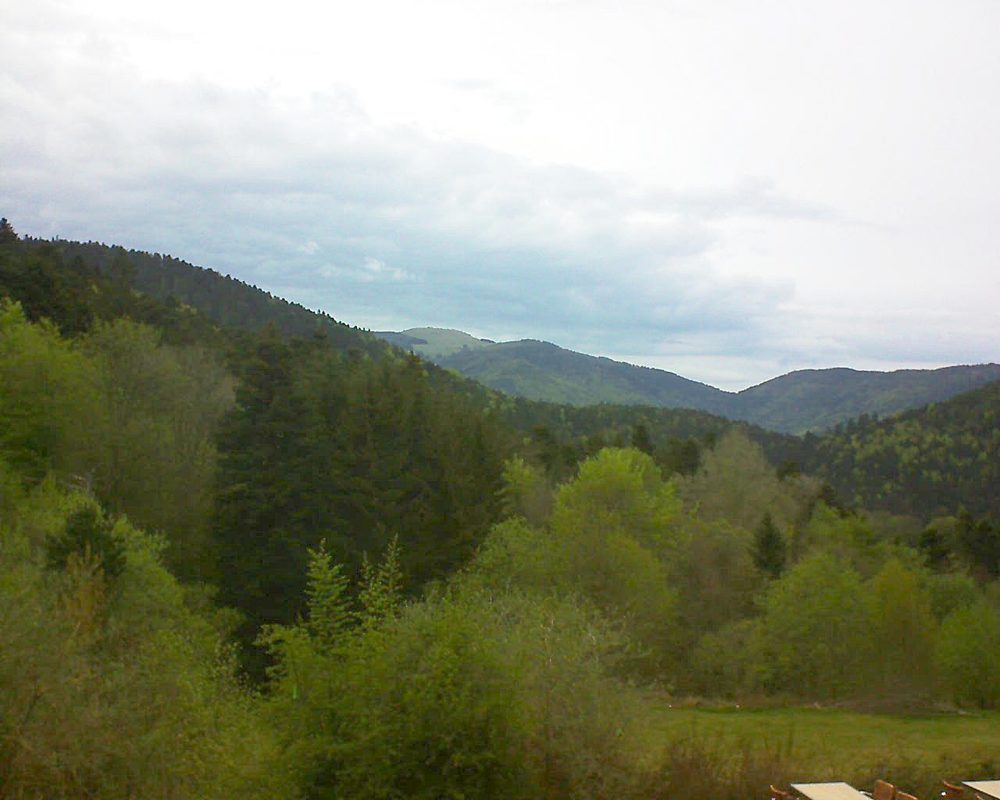 Le petit ballon vu depuis le Domaine Langmatt à Murbach le 29.04.2019 à 18:30 Le petit ballon (Alsace, Vosges) le 29.04.2019 à 18:30