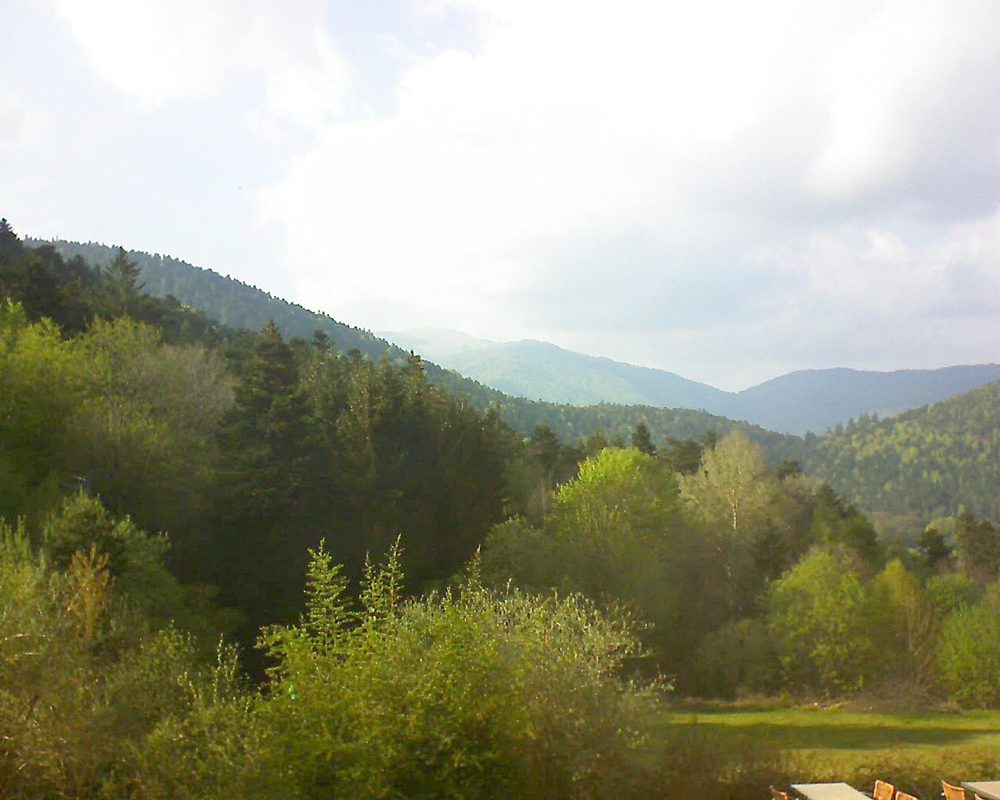 Le petit ballon vu depuis le Domaine Langmatt à Murbach le 30.04.2019 à 18:00 Le petit ballon (Alsace, Vosges) le 30.04.2019 à 18:00