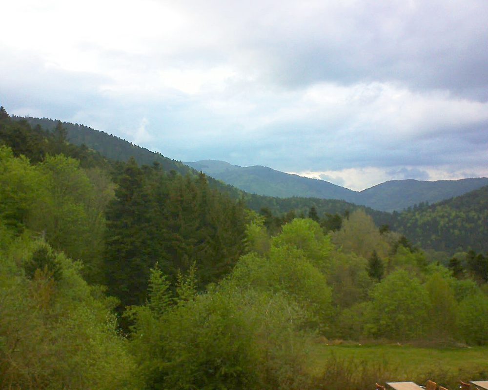 Le petit ballon vu depuis le Domaine Langmatt à Murbach le 03.05.2019 à 19:30 Le petit ballon (Alsace, Vosges) le 03.05.2019 à 19:30