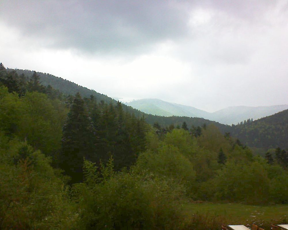Le petit ballon vu depuis le Domaine Langmatt à Murbach le 05.05.2019 à 12:15 Le petit ballon (Alsace, Vosges) le 05.05.2019 à 12:15