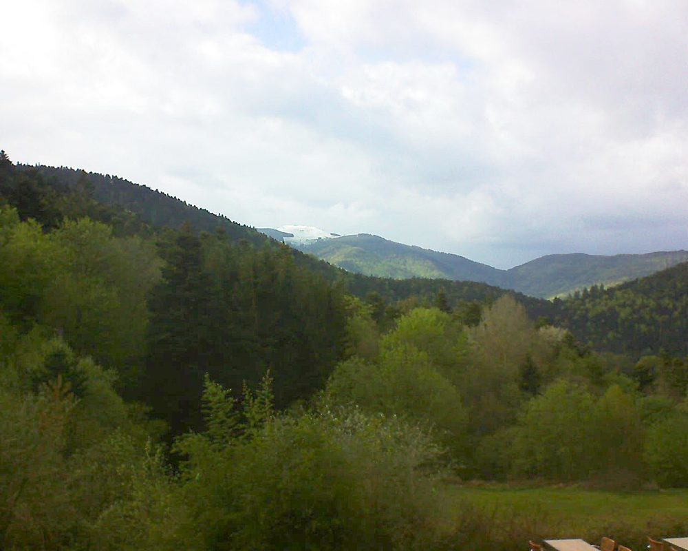 Le petit ballon vu depuis le Domaine Langmatt à Murbach le 05.05.2019 à 18:00 Le petit ballon (Alsace, Vosges) le 05.05.2019 à 18:00