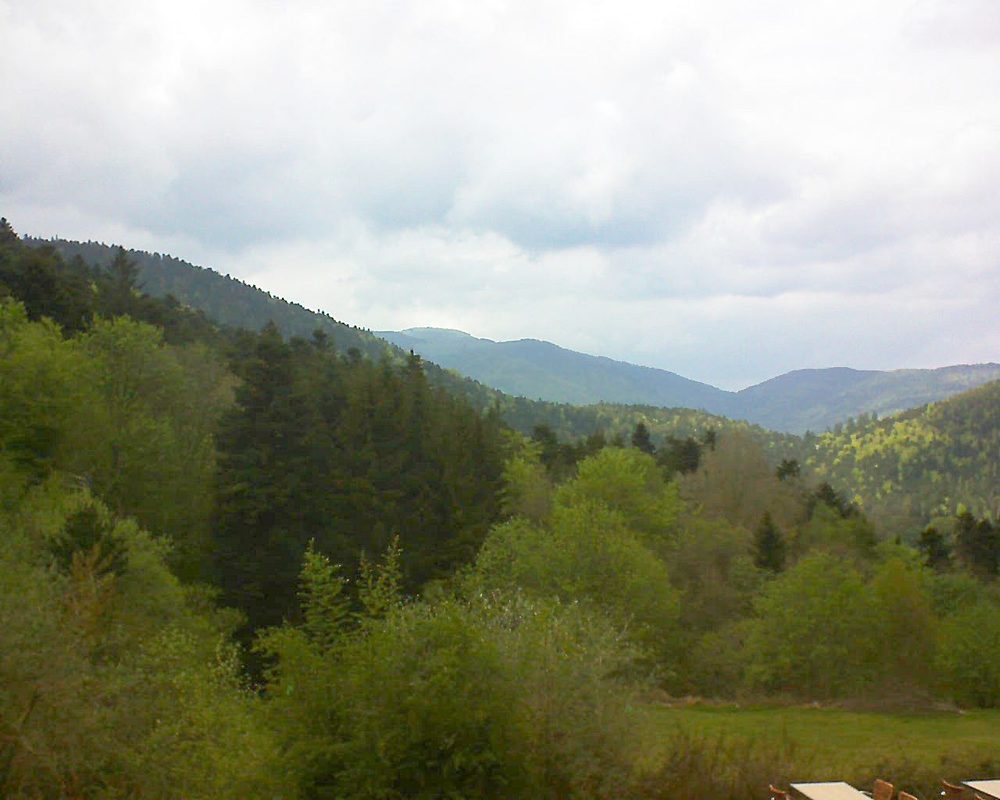 Le petit ballon vu depuis le Domaine Langmatt à Murbach le 06.05.2019 à 15:00 Le petit ballon (Alsace, Vosges) le 06.05.2019 à 15:00