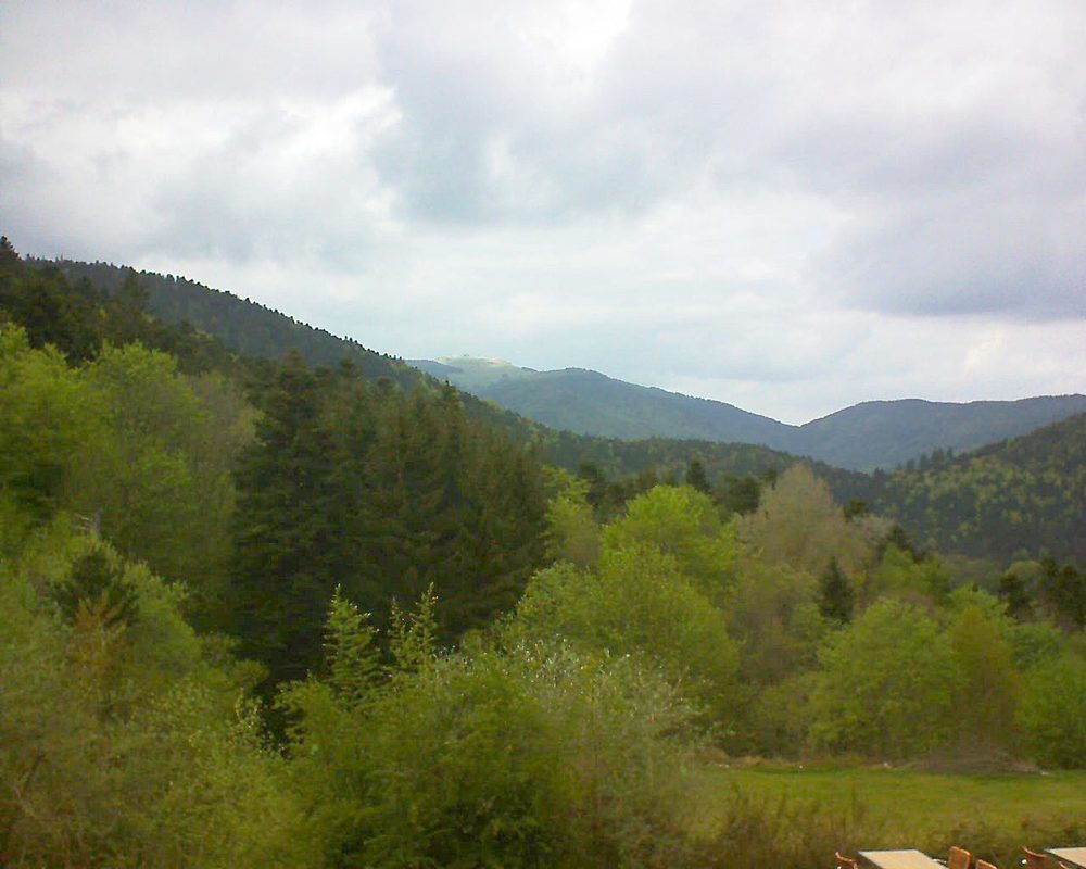 Le petit ballon vu depuis le Domaine Langmatt à Murbach le 06.05.2019 à 16:30 Le petit ballon (Alsace, Vosges) le 06.05.2019 à 16:30