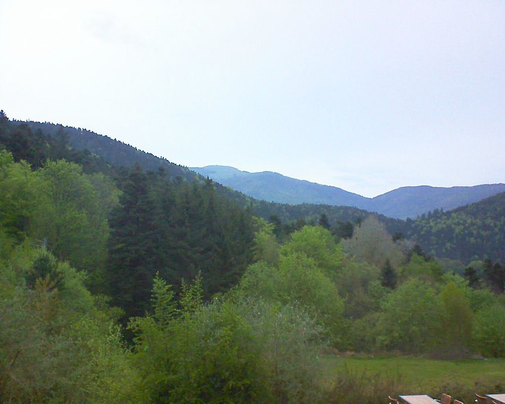 Le petit ballon vu depuis le Domaine Langmatt à Murbach le 08.05.2019 à 06:30 Le petit ballon (Alsace, Vosges) le 08.05.2019 à 06:30