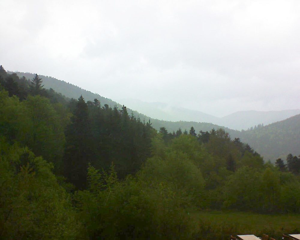 Le petit ballon vu depuis le Domaine Langmatt à Murbach le 08.05.2019 à 17:00 Le petit ballon (Alsace, Vosges) le 08.05.2019 à 17:00