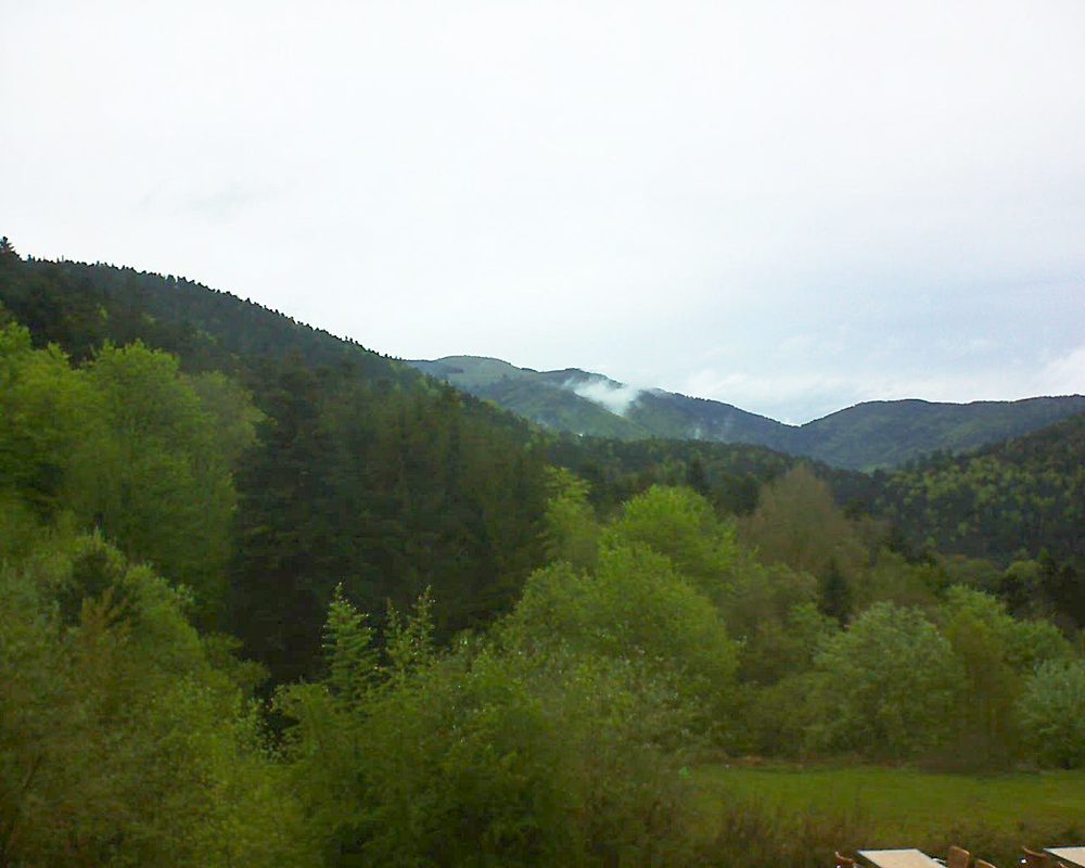 Le petit ballon vu depuis le Domaine Langmatt à Murbach le 08.05.2019 à 19:45 Le petit ballon (Alsace, Vosges) le 08.05.2019 à 19:45