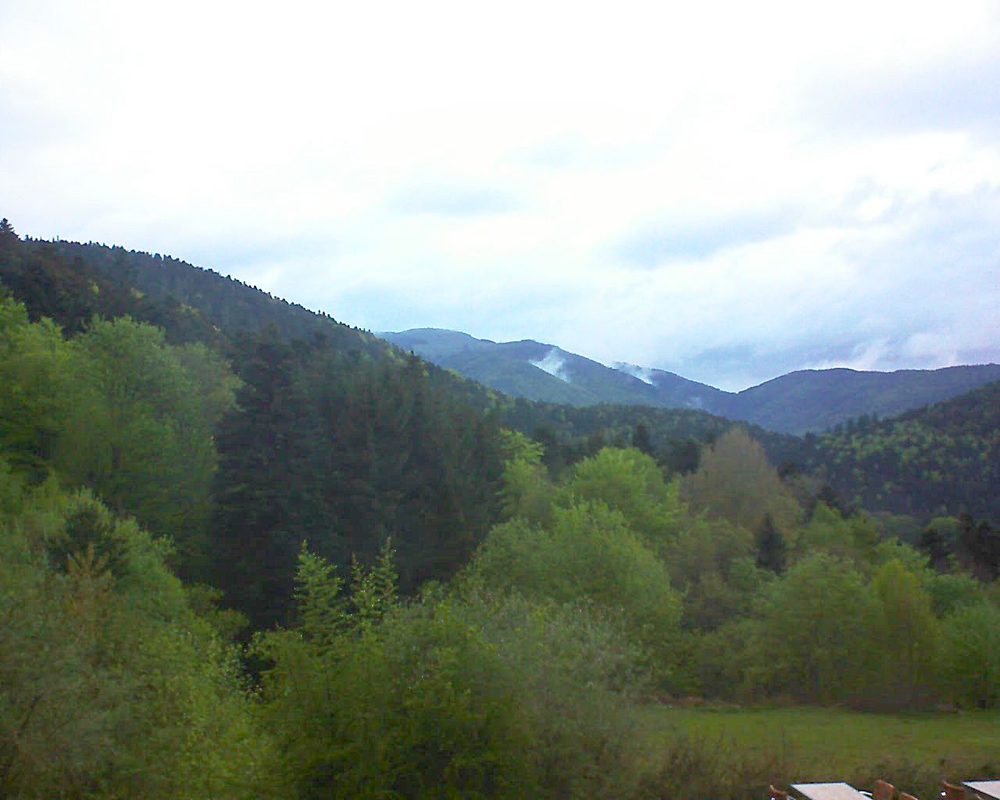 Le petit ballon vu depuis le Domaine Langmatt à Murbach le 09.05.2019 à 06:15 Le petit ballon (Alsace, Vosges) le 09.05.2019 à 06:15