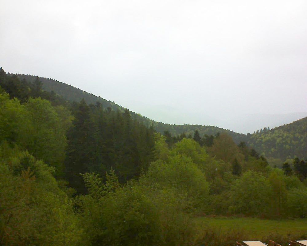 Le petit ballon vu depuis le Domaine Langmatt à Murbach le 09.05.2019 à 15:00 Le petit ballon (Alsace, Vosges) le 09.05.2019 à 15:00