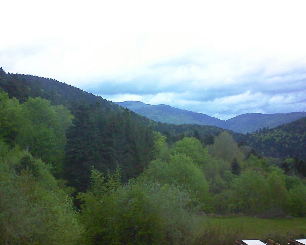 Le petit ballon vu depuis le Domaine Langmatt à Murbach le 11.05.2019 à 06:30 Le petit ballon (Alsace, Vosges) le 11.05.2019 à 06:30