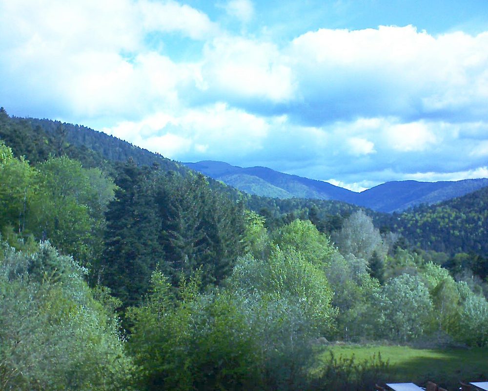 Le petit ballon vu depuis le Domaine Langmatt à Murbach le 11.05.2019 à 09:15 Le petit ballon (Alsace, Vosges) le 11.05.2019 à 09:15