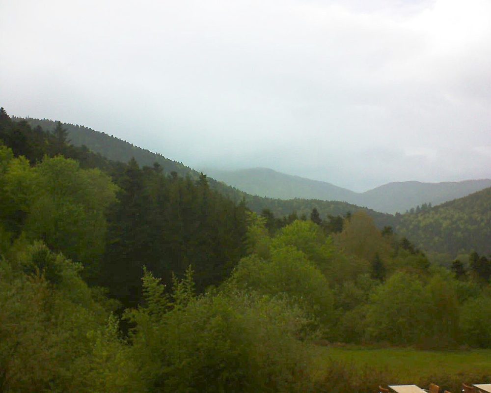 Le petit ballon vu depuis le Domaine Langmatt à Murbach le 11.05.2019 à 18:45 Le petit ballon (Alsace, Vosges) le 11.05.2019 à 18:45