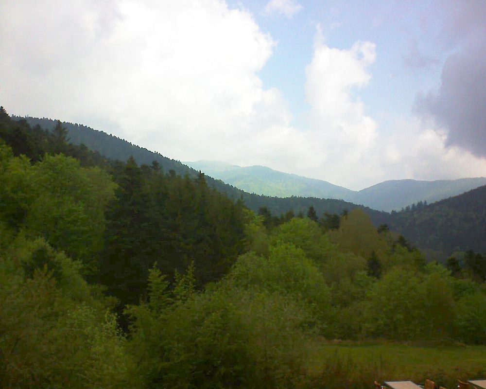 Le petit ballon vu depuis le Domaine Langmatt à Murbach le 12.05.2019 à 09:15 Le petit ballon (Alsace, Vosges) le 12.05.2019 à 09:15