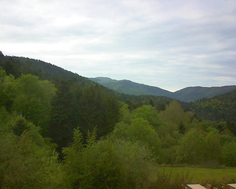 Le petit ballon vu depuis le Domaine Langmatt à Murbach le 15.05.2019 à 19:45 Le petit ballon (Alsace, Vosges) le 15.05.2019 à 19:45