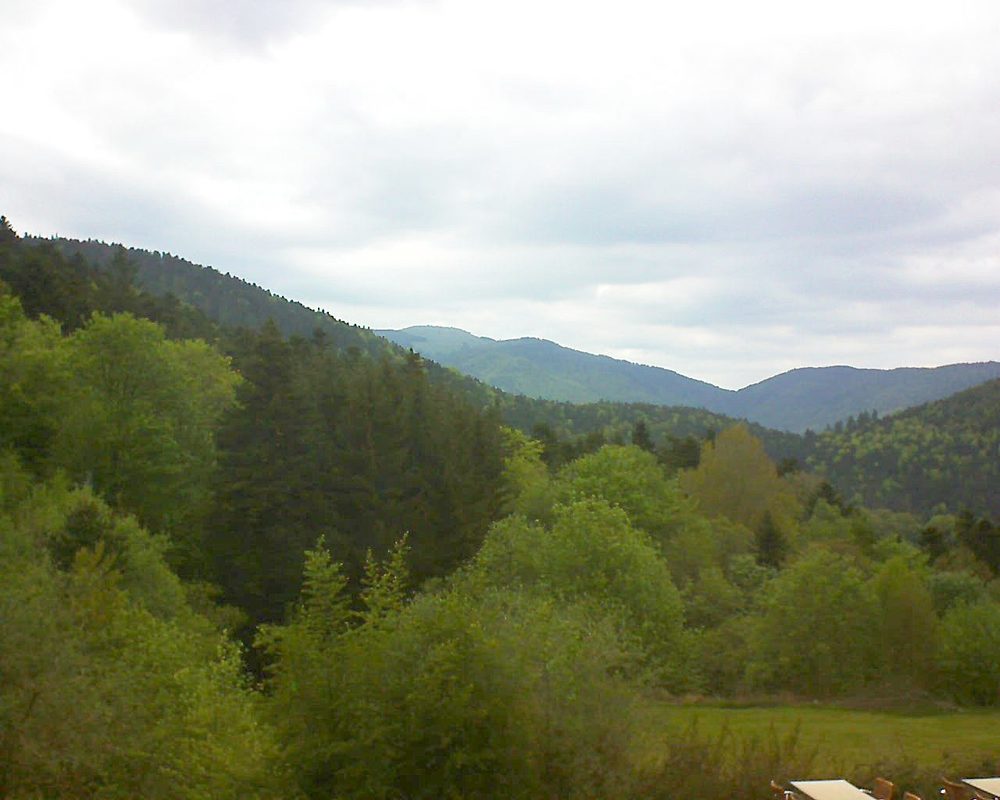 Le petit ballon vu depuis le Domaine Langmatt à Murbach le 16.05.2019 à 16:30 Le petit ballon (Alsace, Vosges) le 16.05.2019 à 16:30