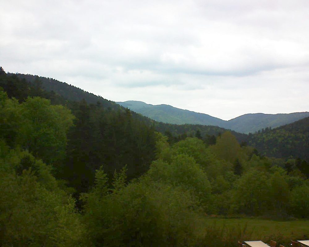 Le petit ballon vu depuis le Domaine Langmatt à Murbach le 16.05.2019 à 18:45 Le petit ballon (Alsace, Vosges) le 16.05.2019 à 18:45
