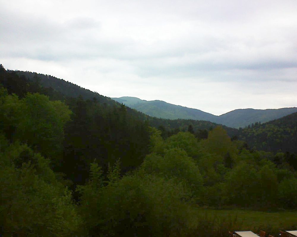 Le petit ballon vu depuis le Domaine Langmatt à Murbach le 16.05.2019 à 19:00 Le petit ballon (Alsace, Vosges) le 16.05.2019 à 19:00
