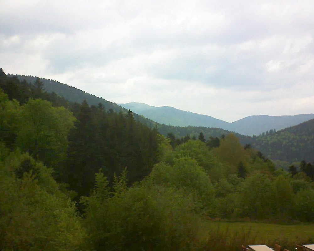 Le petit ballon vu depuis le Domaine Langmatt à Murbach le 17.05.2019 à 13:30 Le petit ballon (Alsace, Vosges) le 17.05.2019 à 13:30