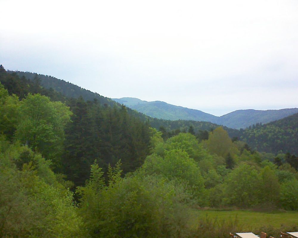 Le petit ballon vu depuis le Domaine Langmatt à Murbach le 18.05.2019 à 06:30 Le petit ballon (Alsace, Vosges) le 18.05.2019 à 06:30