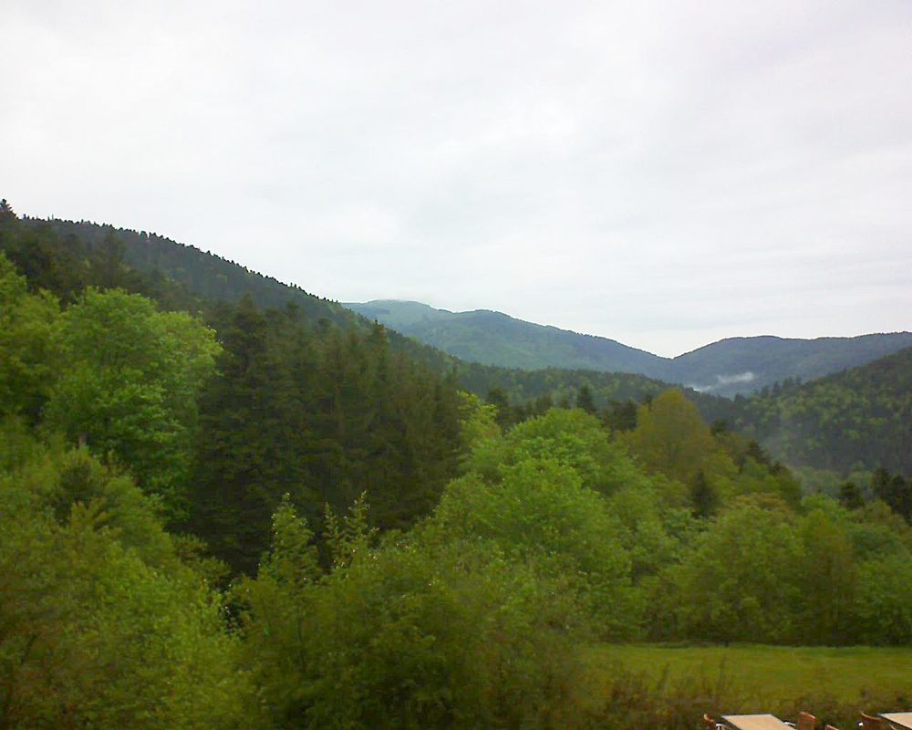 Le petit ballon vu depuis le Domaine Langmatt à Murbach le 19.05.2019 à 09:15 Le petit ballon (Alsace, Vosges) le 19.05.2019 à 09:15