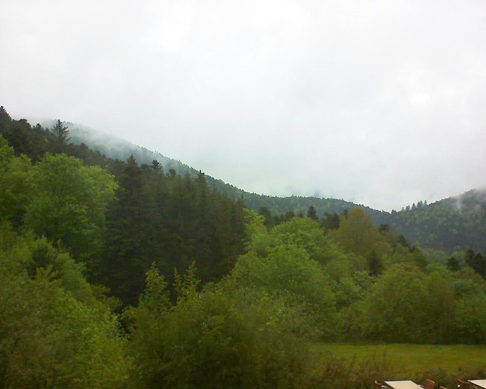 Le petit ballon vu depuis le Domaine Langmatt à Murbach le 19.05.2019 à 11:45 Le petit ballon (Alsace, Vosges) le 19.05.2019 à 11:45