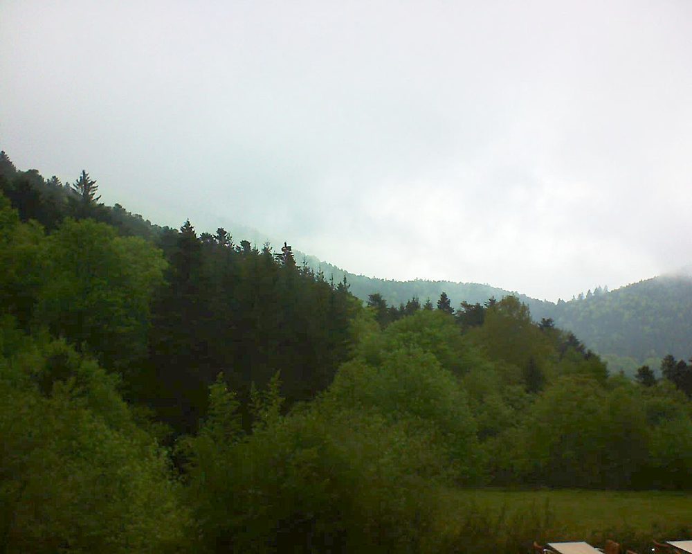 Le petit ballon vu depuis le Domaine Langmatt à Murbach le 19.05.2019 à 14:15 Le petit ballon (Alsace, Vosges) le 19.05.2019 à 14:15