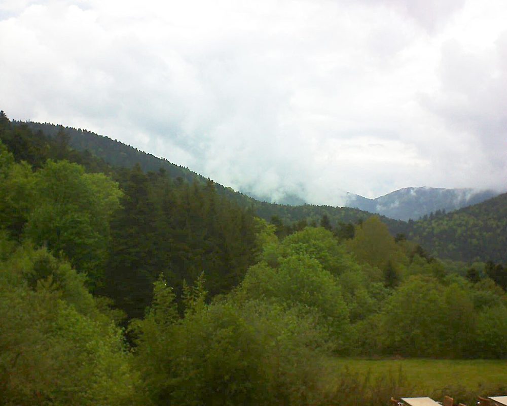 Le petit ballon vu depuis le Domaine Langmatt à Murbach le 19.05.2019 à 16:00 Le petit ballon (Alsace, Vosges) le 19.05.2019 à 16:00