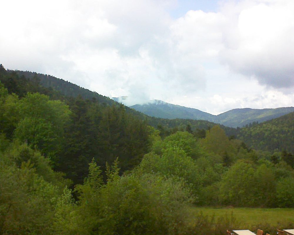 Le petit ballon vu depuis le Domaine Langmatt à Murbach le 19.05.2019 à 17:00 Le petit ballon (Alsace, Vosges) le 19.05.2019 à 17:00