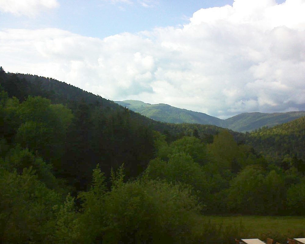 Le petit ballon vu depuis le Domaine Langmatt à Murbach le 19.05.2019 à 18:30 Le petit ballon (Alsace, Vosges) le 19.05.2019 à 18:30