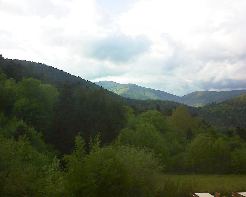 Le petit ballon vu depuis le Domaine Langmatt à Murbach le 19.05.2019 à 18:45 Le petit ballon (Alsace, Vosges) le 19.05.2019 à 18:45