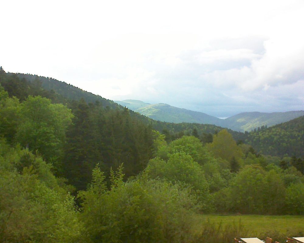Le petit ballon vu depuis le Domaine Langmatt à Murbach le 19.05.2019 à 19:30 Le petit ballon (Alsace, Vosges) le 19.05.2019 à 19:30