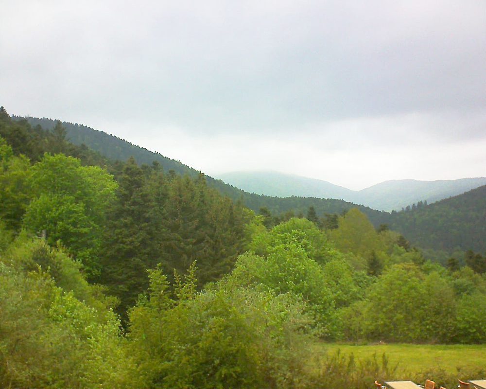 Le petit ballon vu depuis le Domaine Langmatt à Murbach le 21.05.2019 à 15:00 Le petit ballon (Alsace, Vosges) le 21.05.2019 à 15:00