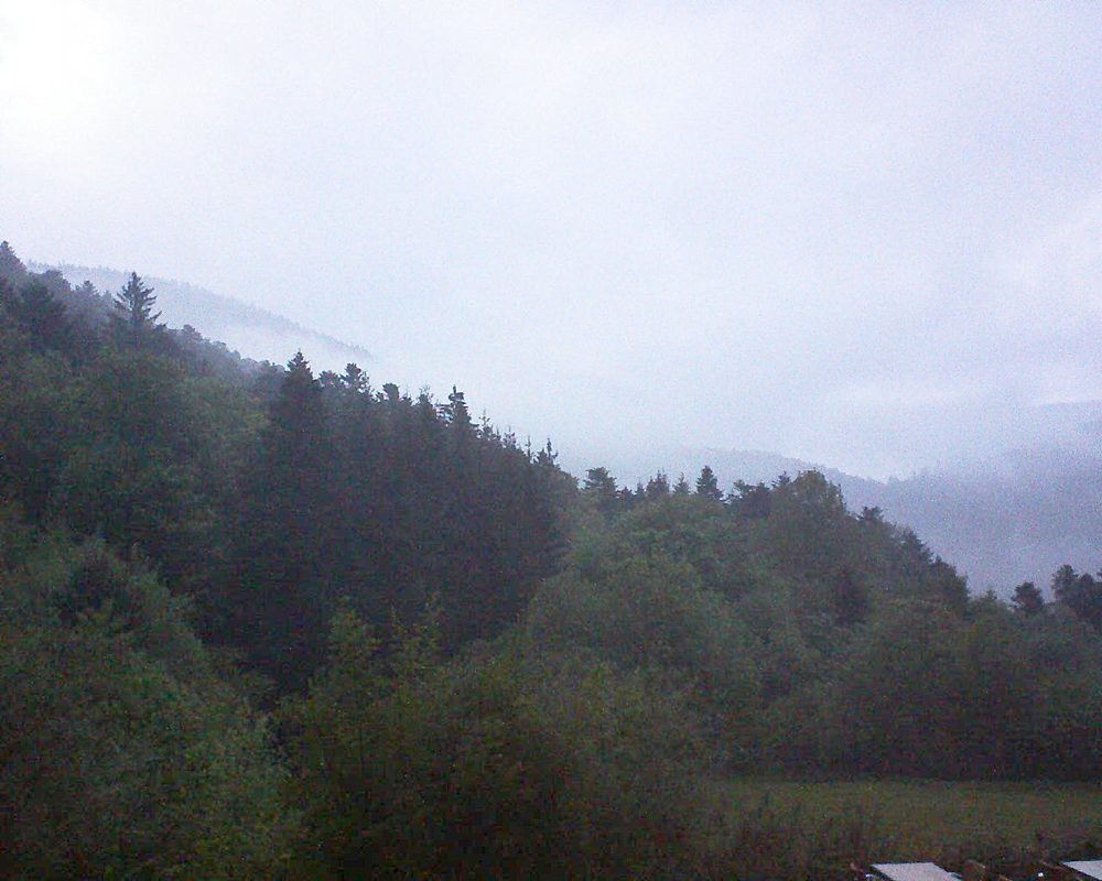 Le petit ballon vu depuis le Domaine Langmatt à Murbach le 21.05.2019 à 21:15 Le petit ballon (Alsace, Vosges) le 21.05.2019 à 21:15
