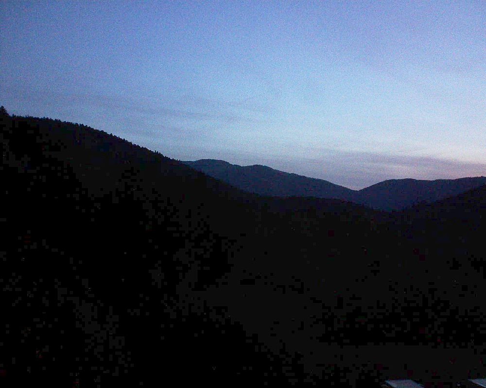 Le petit ballon vu depuis le Domaine Langmatt à Murbach le 23.05.2019 à 05:15 Le petit ballon (Alsace, Vosges) le 23.05.2019 à 05:15