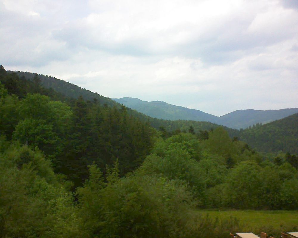 Le petit ballon vu depuis le Domaine Langmatt à Murbach le 24.05.2019 à 16:00 Le petit ballon (Alsace, Vosges) le 24.05.2019 à 16:00