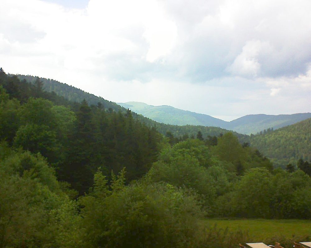 Le petit ballon vu depuis le Domaine Langmatt à Murbach le 25.05.2019 à 18:00 Le petit ballon (Alsace, Vosges) le 25.05.2019 à 18:00